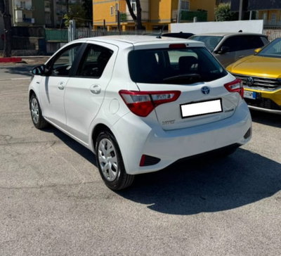 Toyota Yaris 1.5 Hybrid 5 porte Energy (6)