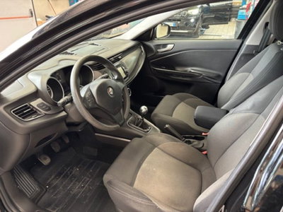 Alfa Romeo Giulietta 1.6 JTDm Giulietta 120cv (11)