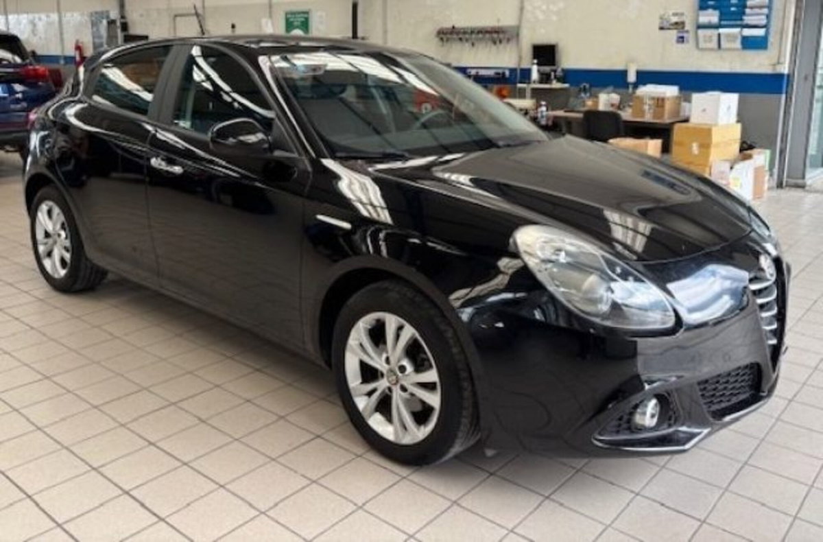 Alfa Romeo Giulietta 1.6 JTDm Giulietta 120cv (3)