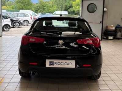 Alfa Romeo Giulietta 1.6 JTDm Giulietta 120cv (8)