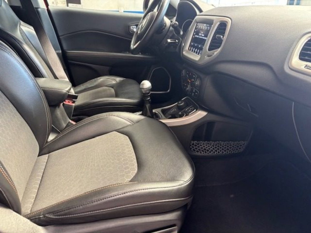 Jeep Compass 2.0 Multijet II 4WD Limited (10)