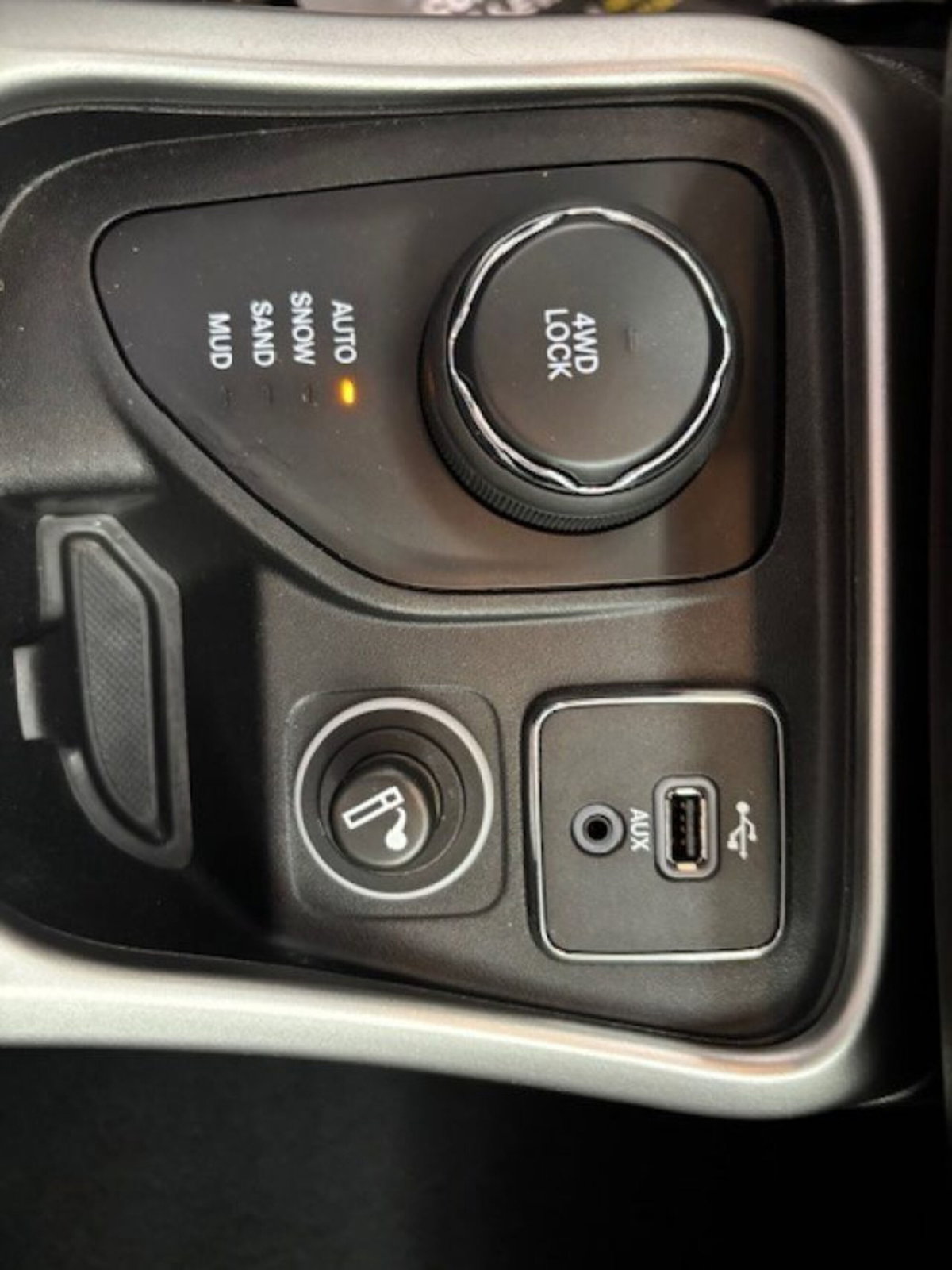 Jeep Compass 2.0 Multijet II 4WD Limited (16)