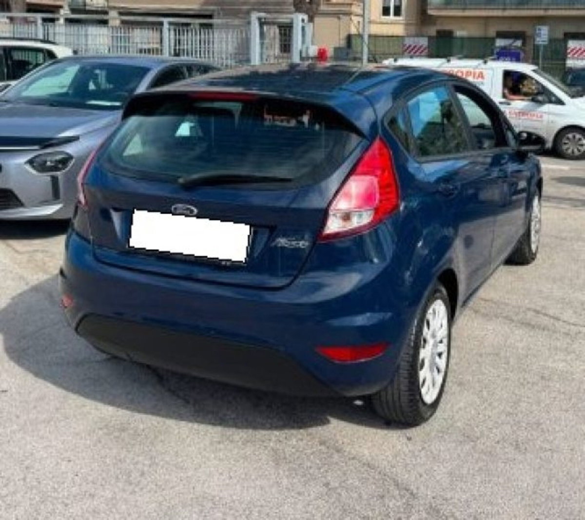 Ford Fiesta 1.2 60CV 5 porte Titanium (3)
