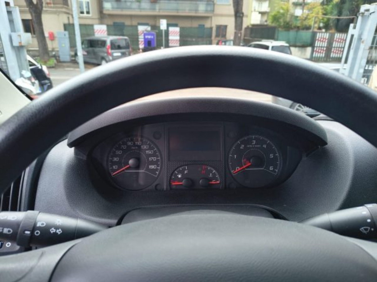 Citroen Jumper Furgone 30 BlueHDi 140 S&S PC-TM Furgone (14)