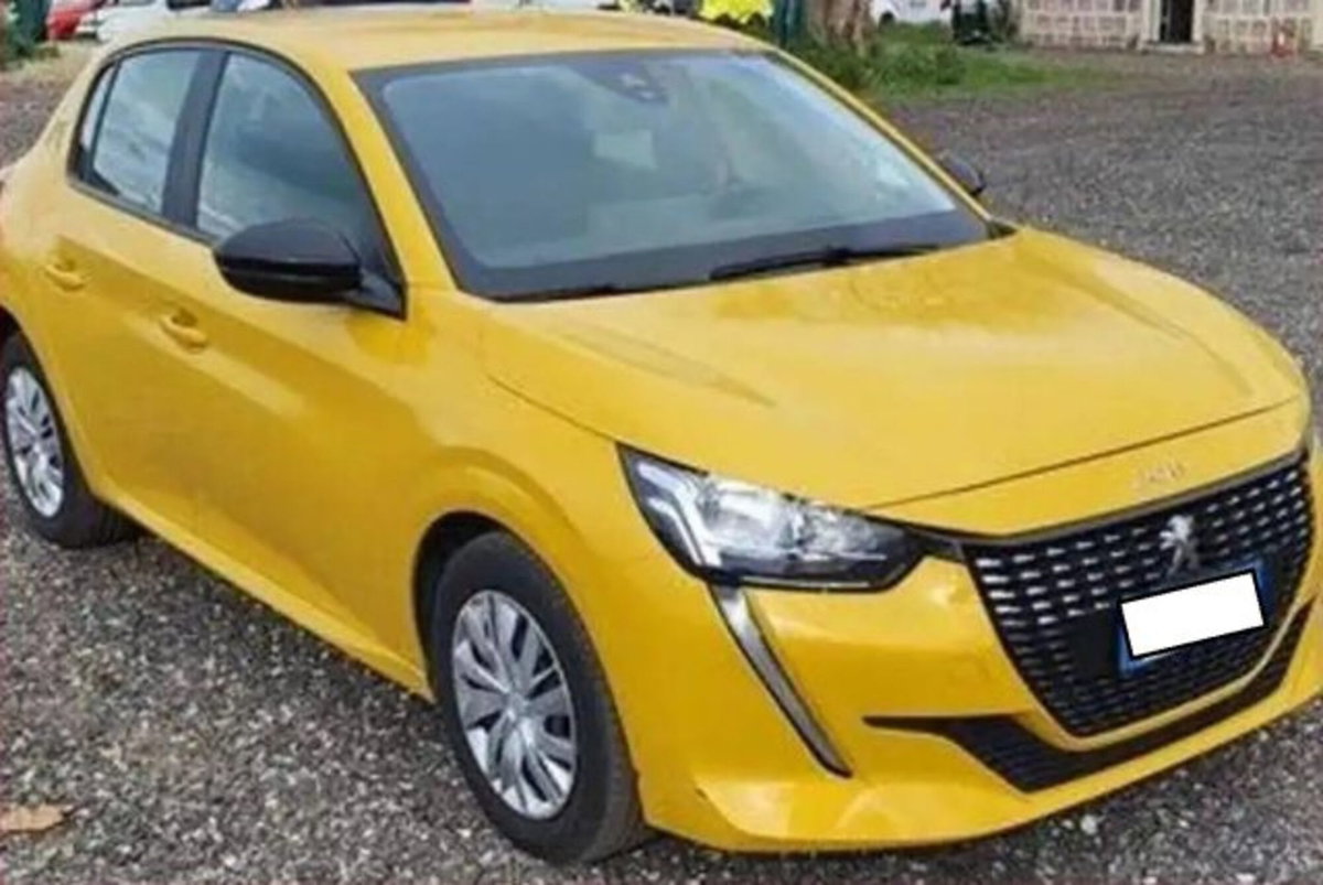 Peugeot 208 1.2 puretech Active s&s 75cv (2)
