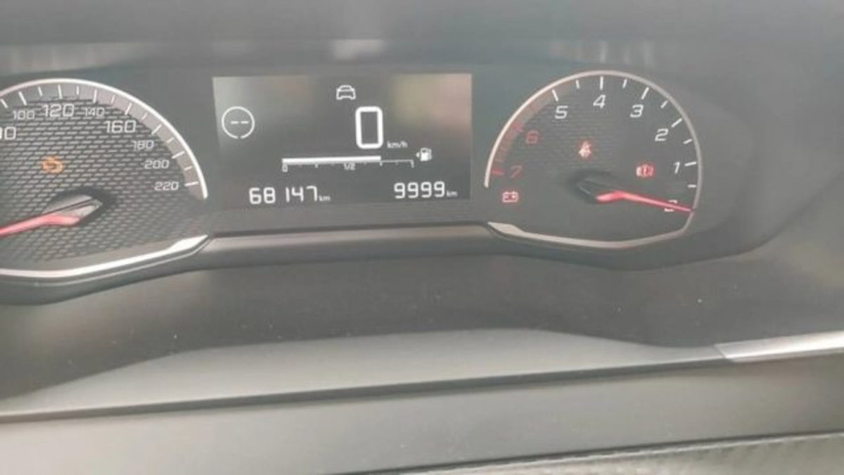 Peugeot 208 1.2 puretech Active s&s 75cv (7)