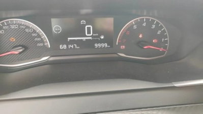 Peugeot 208 1.2 puretech Active s&s 75cv (7)