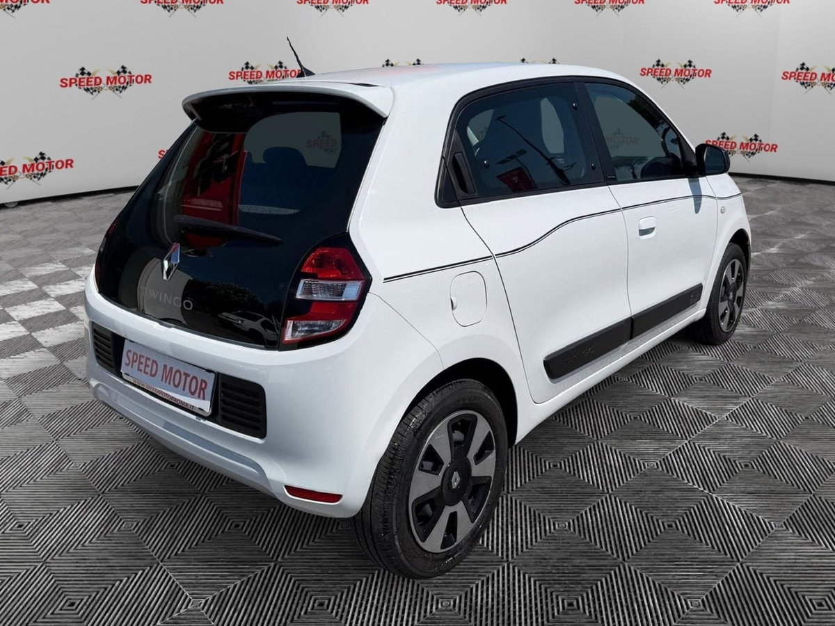 Renault Twingo 1.0 SCe Wave (4)