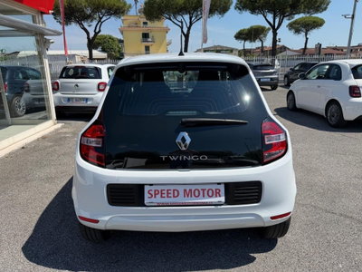 Renault Twingo 1.0 SCe Wave (5)