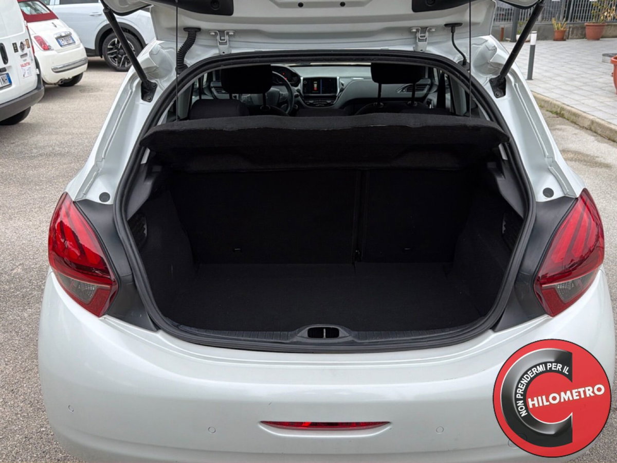 Peugeot 208 82 Stop&Start 5 porte Signature (6)