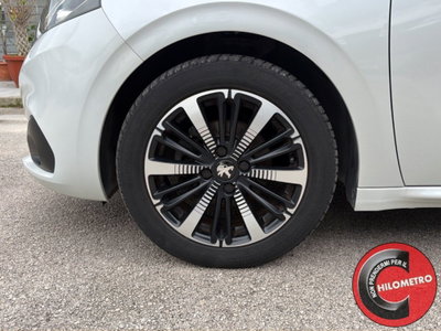 Peugeot 208 82 Stop&Start 5 porte Signature (9)