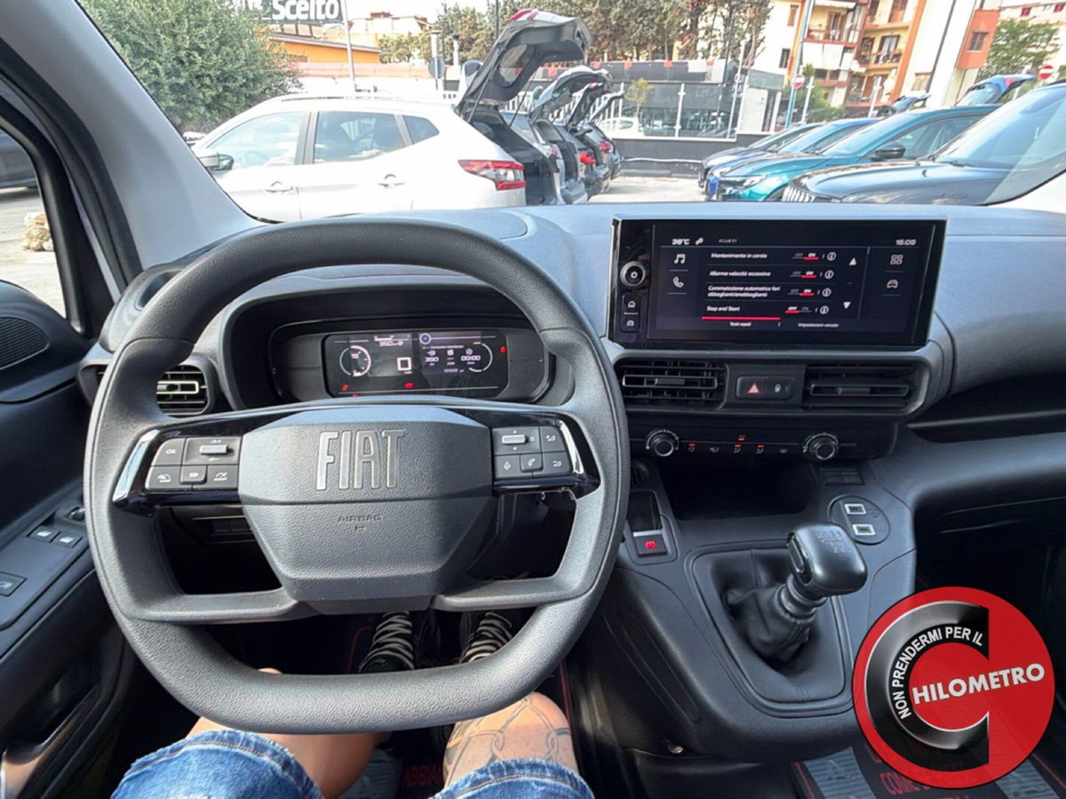 Fiat Doblò 1.5 td Magic Top 130cv auto (15)