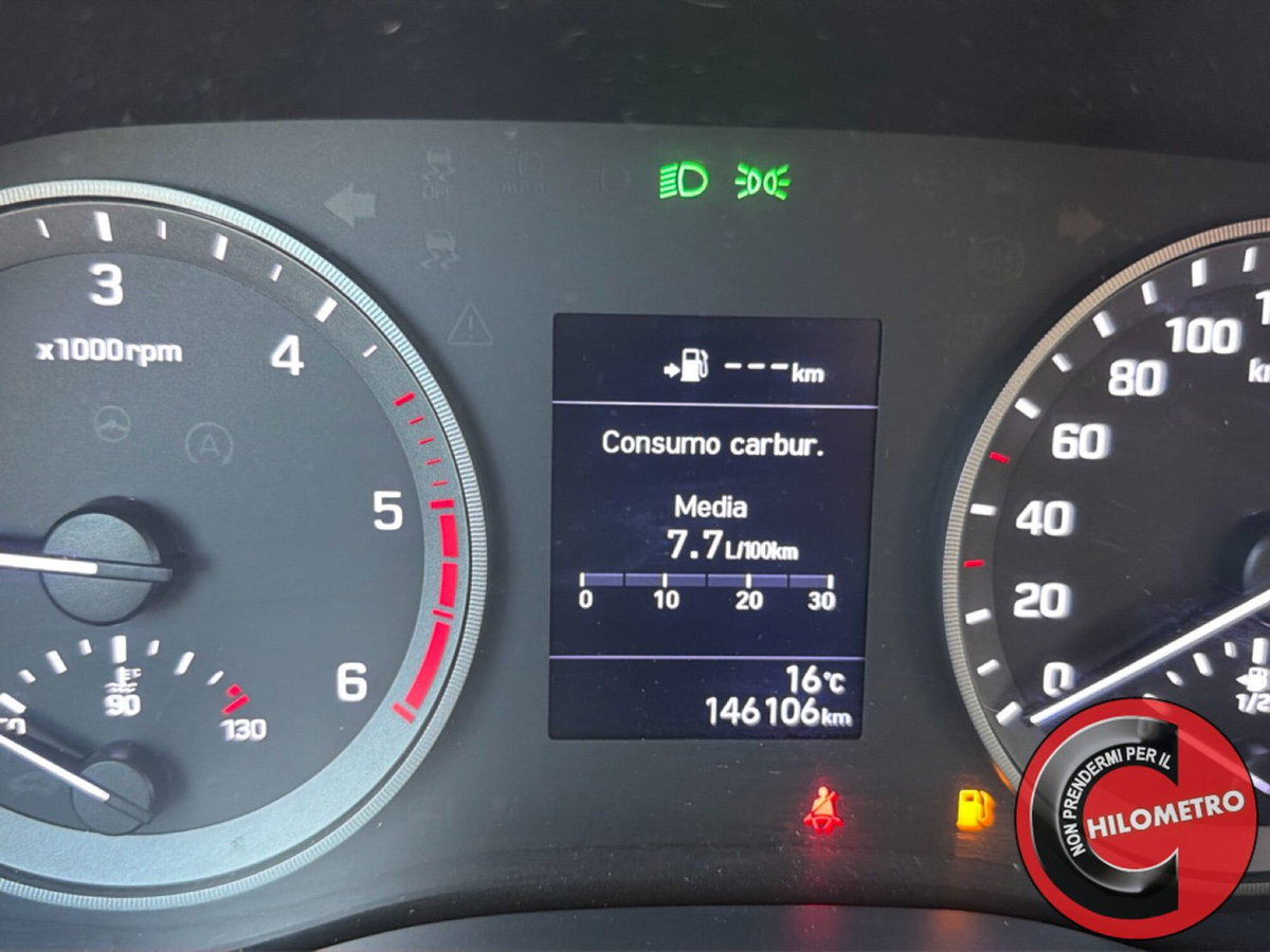 Hyundai Tucson 1.6 crdi Xtech 2wd (17)