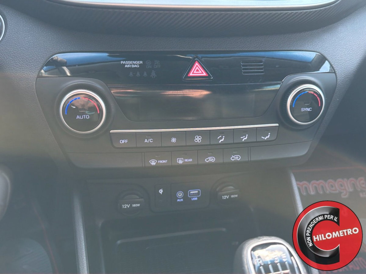 Hyundai Tucson 1.6 crdi Xtech 2wd (19)