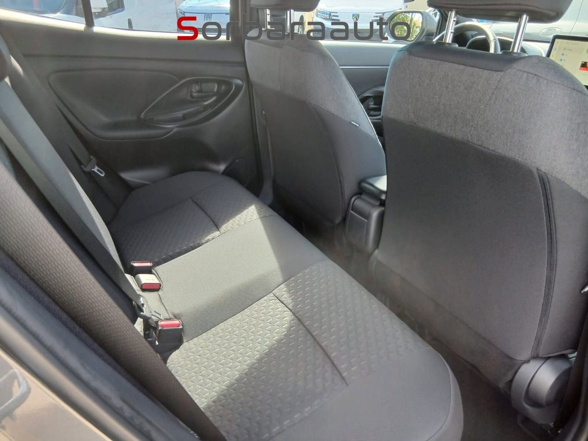 Toyota Yaris Cross fwd 130cv e-cvt (14)