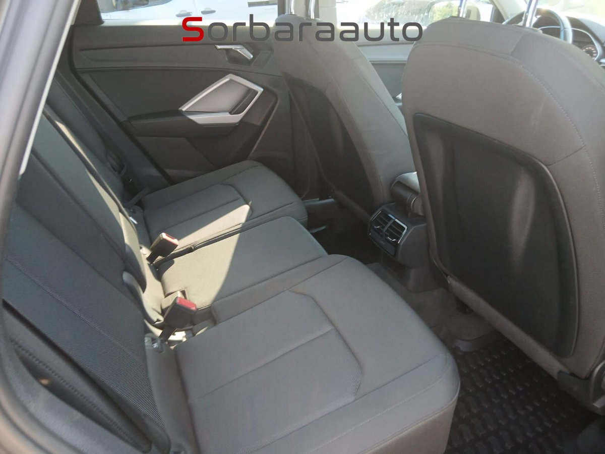 Audi Q3 40 2.0 tfsi Business Advanced quattro s-tronic (15)