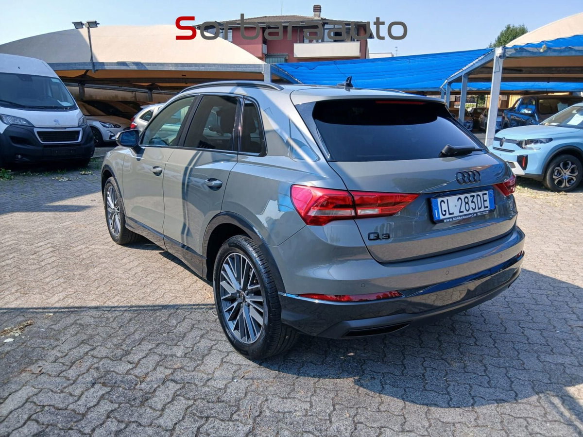 Audi Q3 40 2.0 tfsi Business Advanced quattro s-tronic (2)