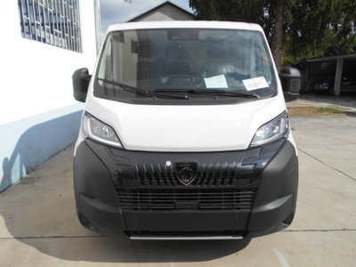 Peugeot Boxer Furgone 35 L2H2 2.2 diesel 140cv S&S vetrato nuovo
