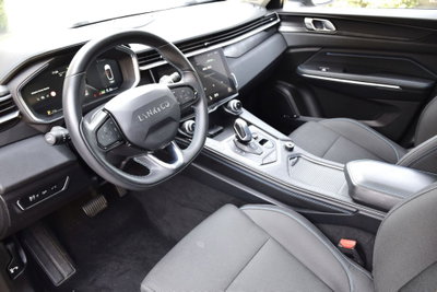 Lynk & Co 01 01 1.5 td phev (10)