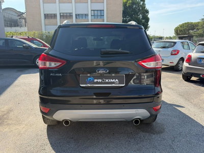 Ford Kuga 2.0 TDCI 150 CV S&S 4WD Powershift Titanium (7)