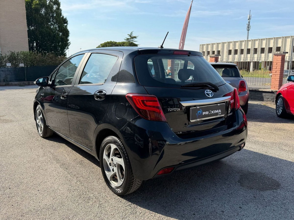 Toyota Yaris 1.5 Hybrid 5 porte Active (8)