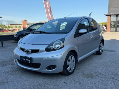 Toyota Aygo 1.0 12V VVT-i 5 porte usata