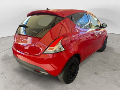 Lancia Ypsilon 1.2 69 CV 5 porte GPL Gold Plus (6)
