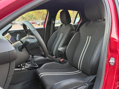 Opel Corsa 1.2 100 CV GS Line (8)