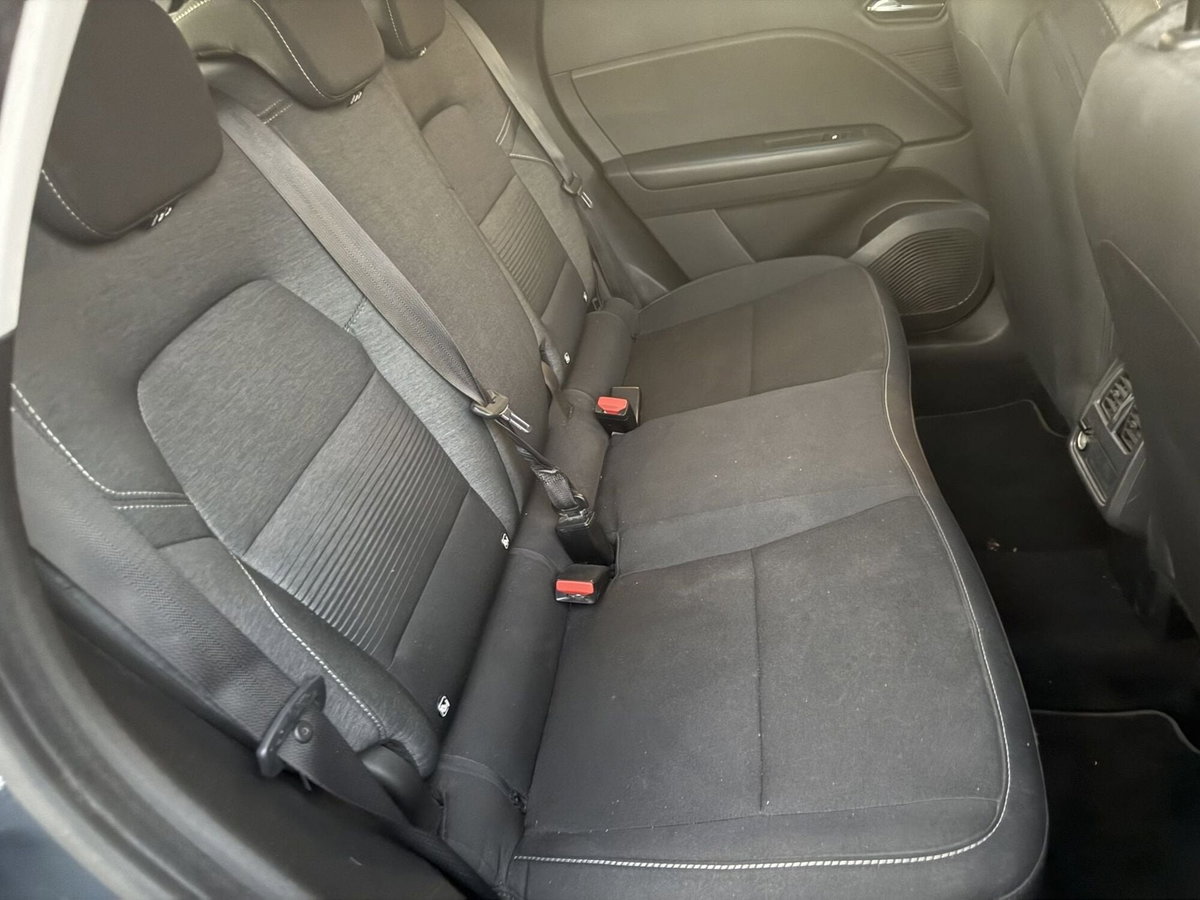 Renault Captur 1.6 full hybrid Techno 145cv auto (10)