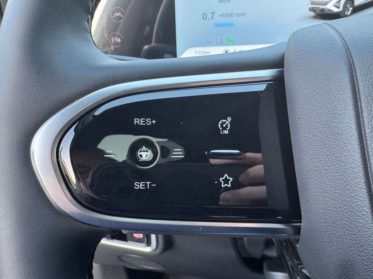 Omoda Omoda 5 SHS-H 1.5 tgdi hev Premium auto (17)