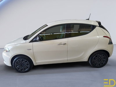 Lancia Ypsilon 1.0 FireFly 5 porte S&S Hybrid Gold Plus (2)