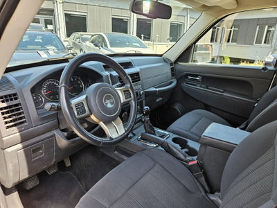 Jeep Cherokee 2.8 CRD DPF Limited (7)