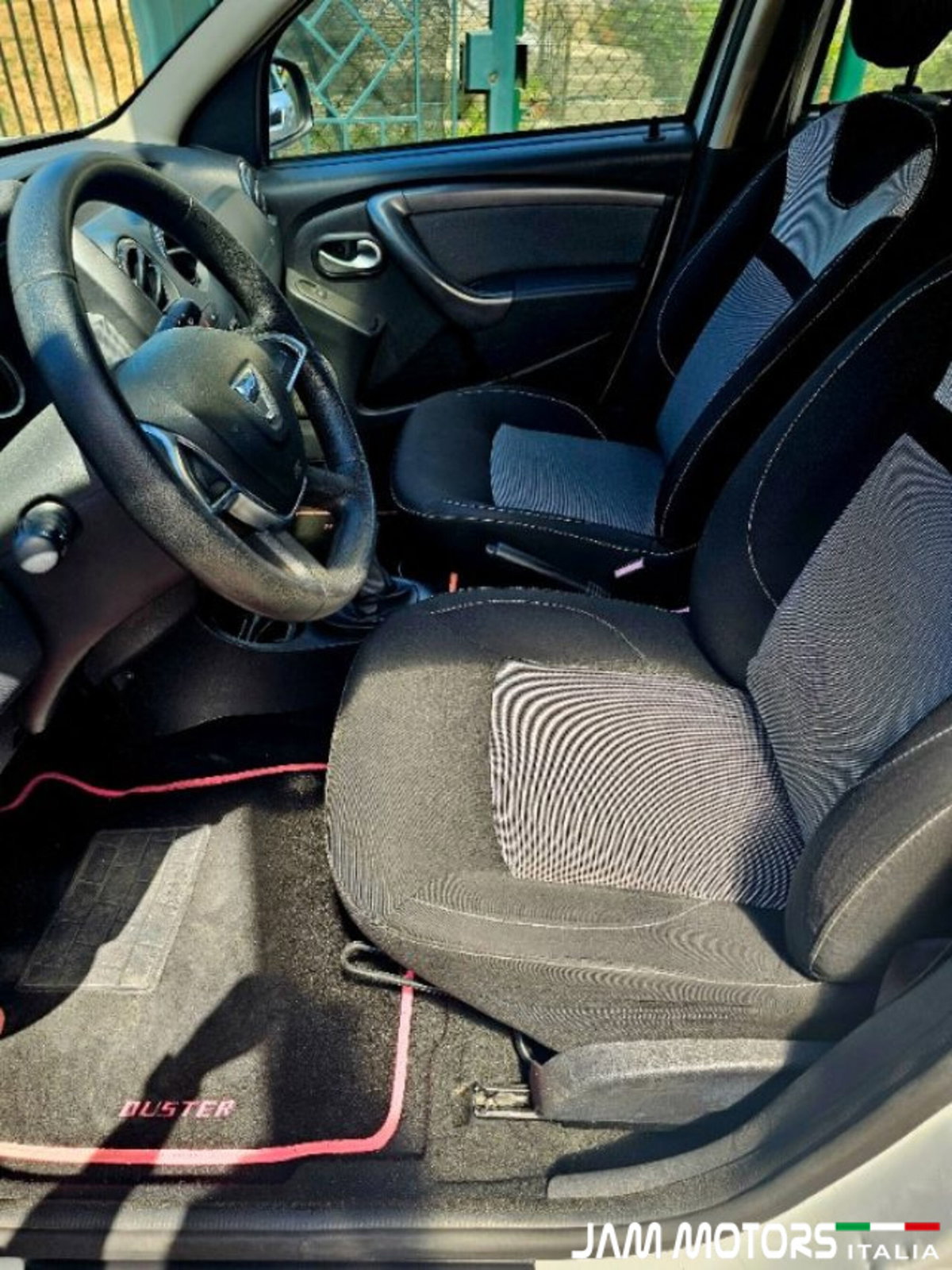Dacia Duster 1.5 dCi 110CV Start&Stop 4x2 Ambiance (9)