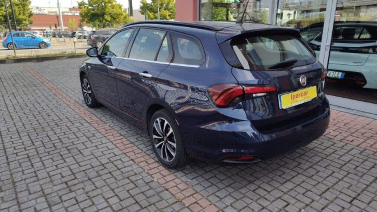Fiat Tipo Station Wagon Tipo 1.6 Mjt S&S SW Lounge (3)