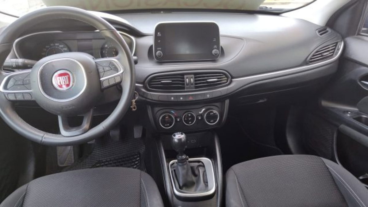 Fiat Tipo Station Wagon Tipo 1.6 Mjt S&S SW Lounge (8)