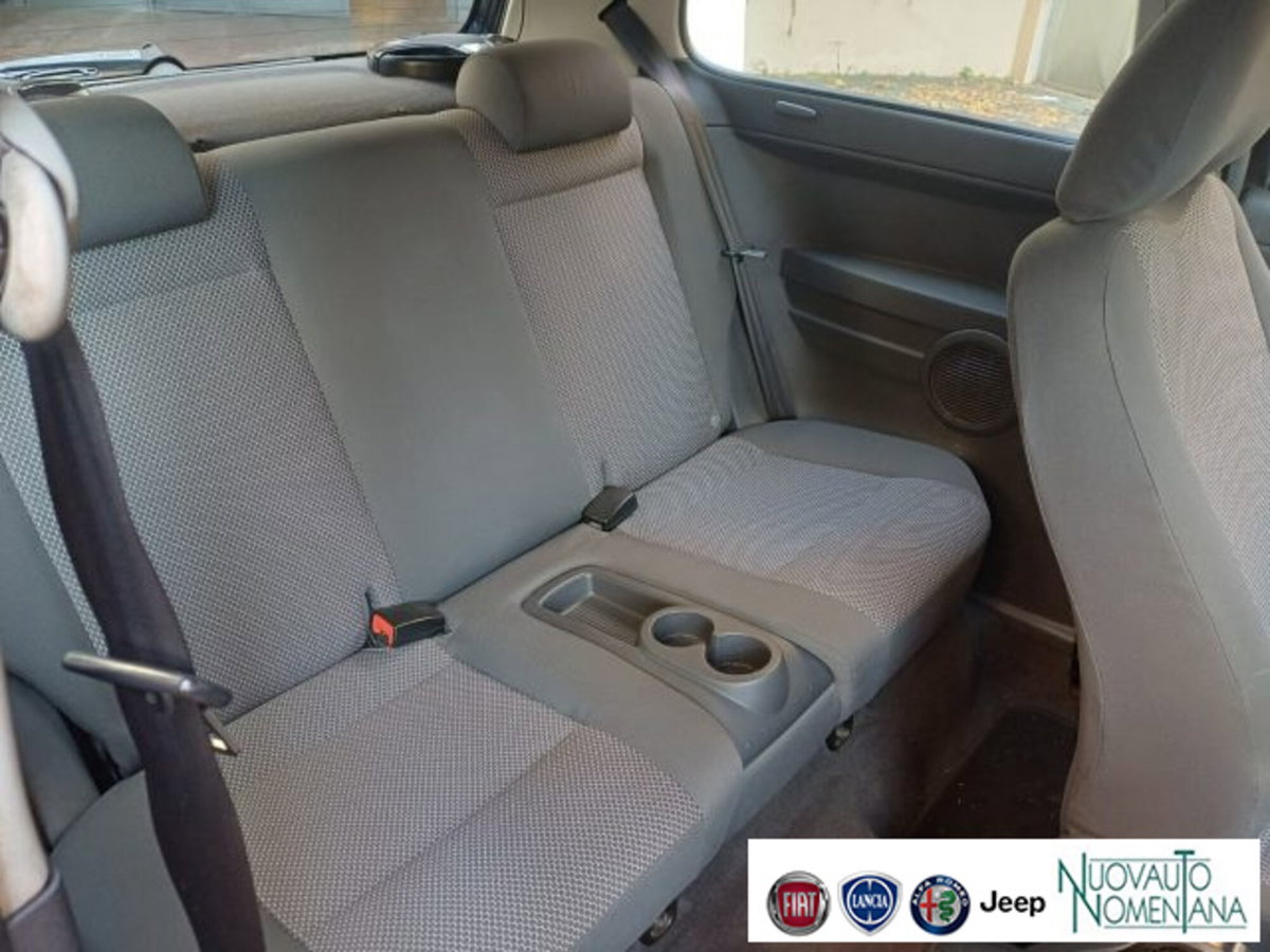 Volkswagen Fox 1.2 (16)