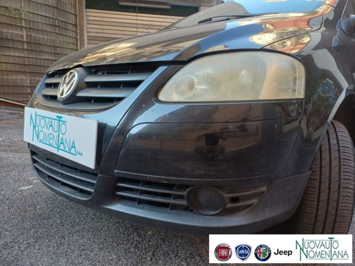 Volkswagen Fox 1.2 (2)