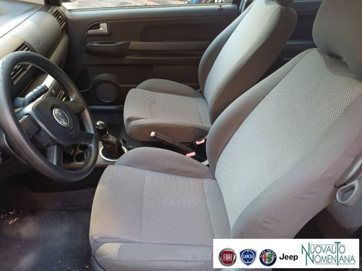 Volkswagen Fox 1.2 (9)