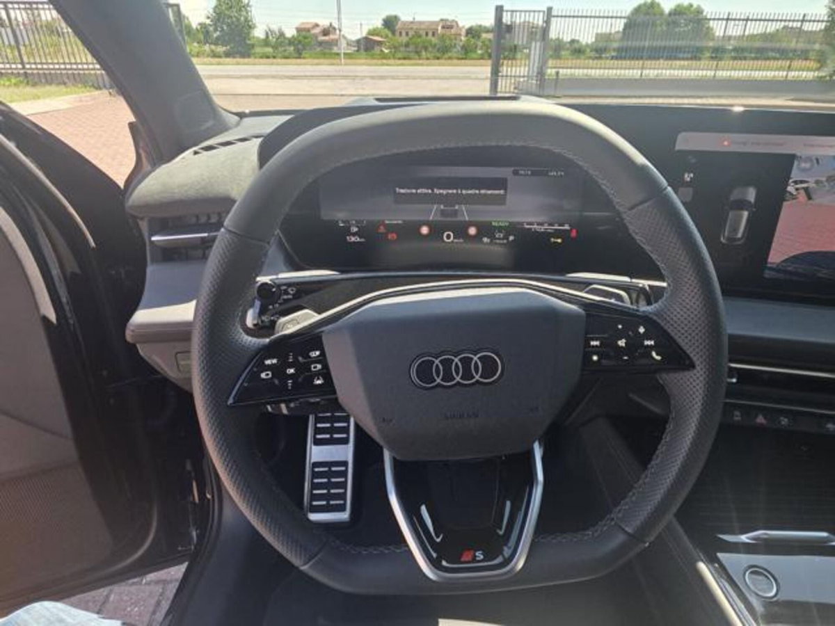 Audi Q3 Sportback 35 TDI quattro S tronic S line edition (12)