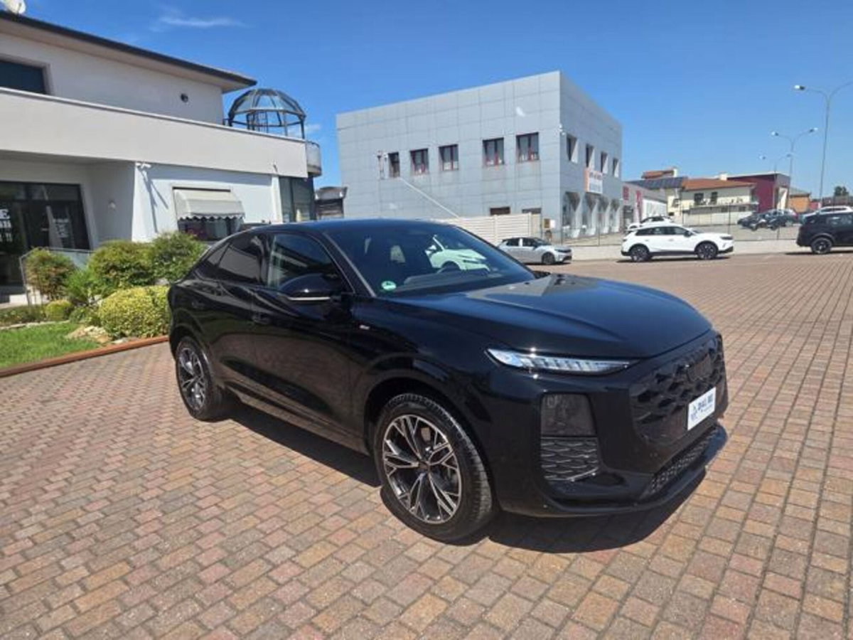 Audi Q3 Sportback 35 TDI quattro S tronic S line edition (3)