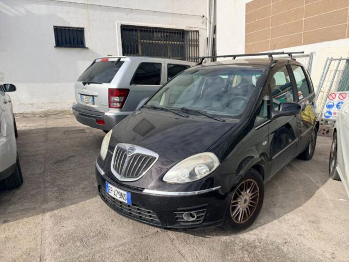 Lancia Musa 1.3 Mjt 16V 95 CV S&S DPF Diva (2)