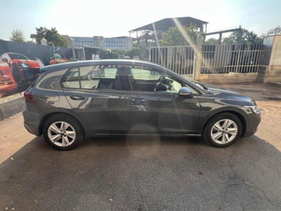 Volkswagen Golf 2.0 TDI SCR Life (4)