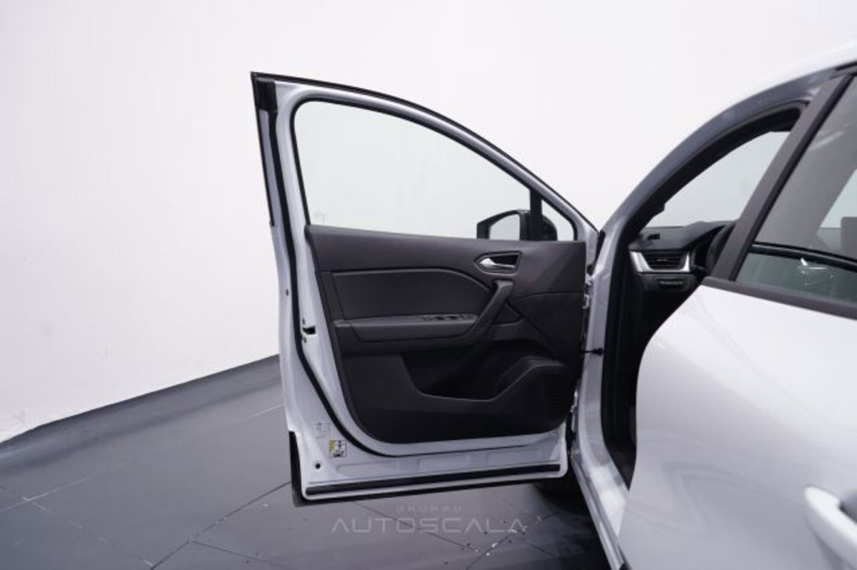 Renault Captur 1.2 eco-g Evolution 120cv (9)