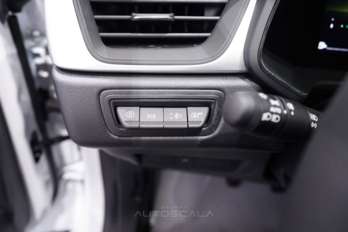 Renault Captur 1.2 eco-g Evolution 120cv (12)