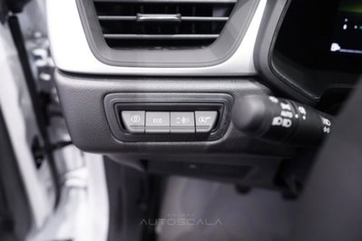 Renault Captur 1.2 eco-g Evolution 120cv (12)