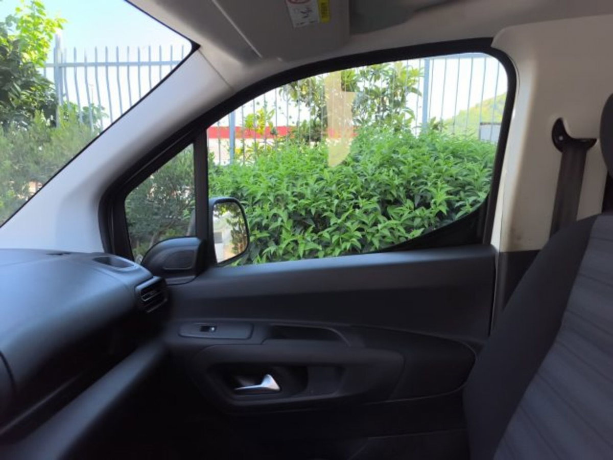 Opel Combo Life 1.5D 100 CV S&S Edition Plus N1 (16)