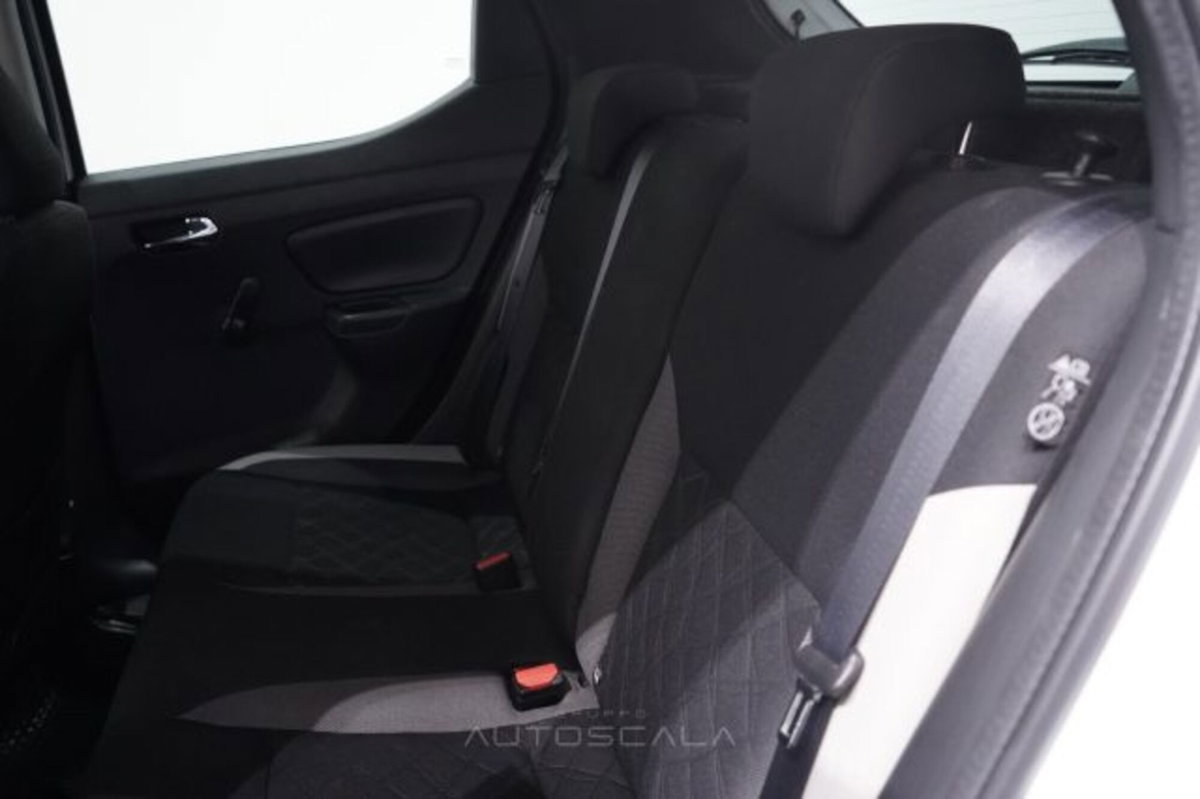 Nissan Micra dCi 90 5 porte N-Connecta (20)