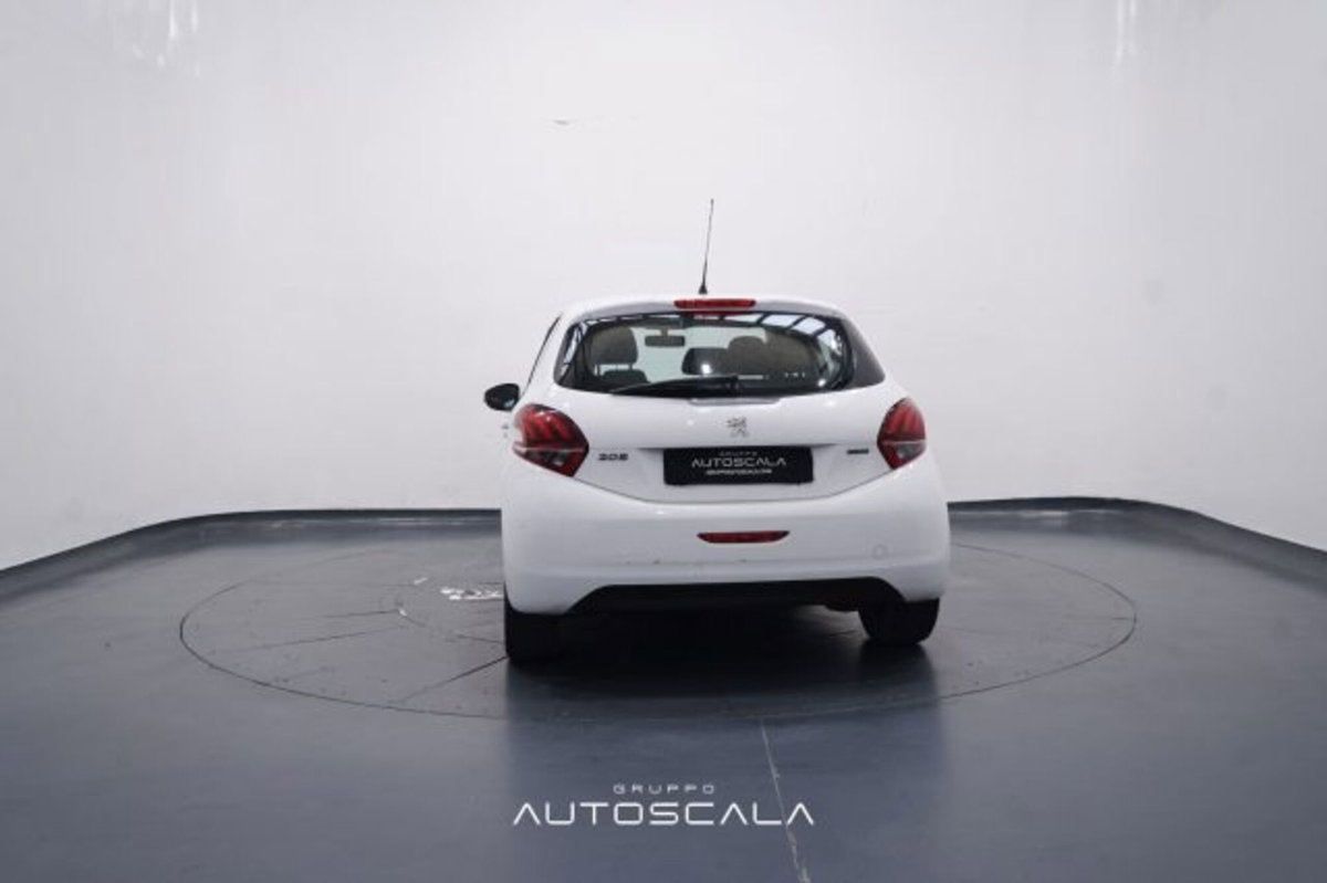 Peugeot 208 82 5 porte Access (5)