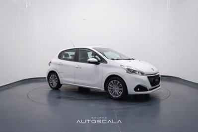 Peugeot 208 82 5 porte Access (8)