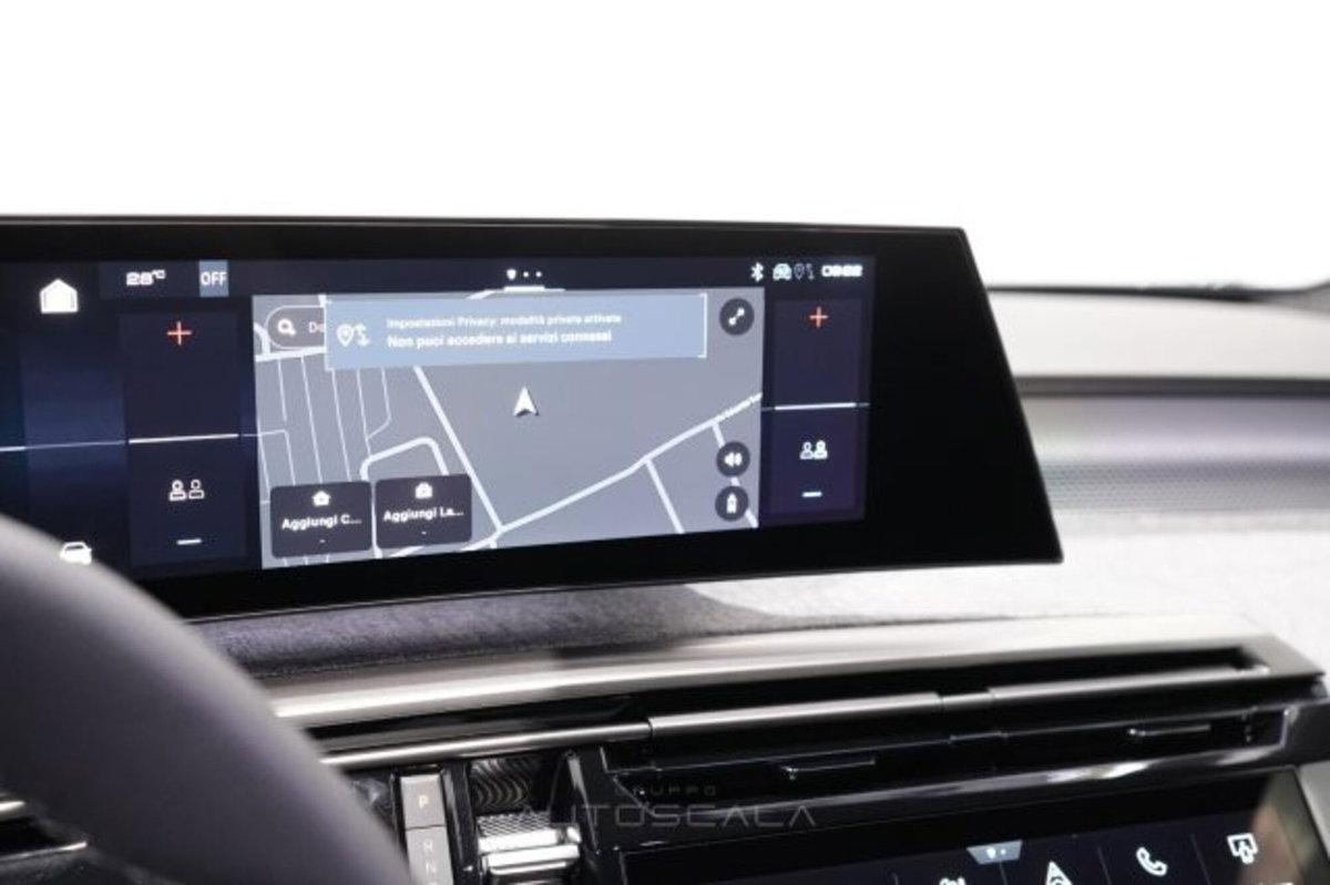 Peugeot 3008 1.2 hybrid GT 145cv e-dcs6 (18)